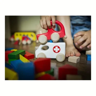 Ambulanță din lemn
