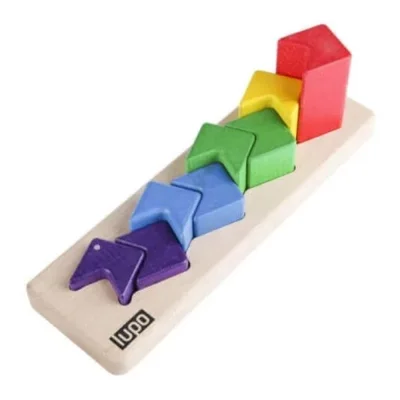 Piramidă Zig-Zag din lemn