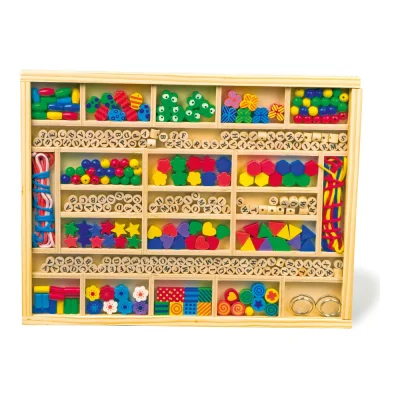 Cutie cu piese pentru construit lănțișoare
