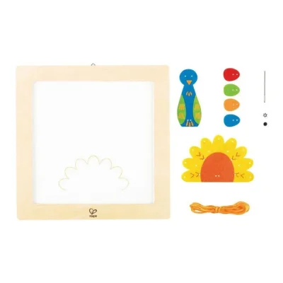 Păun mândru - set de cusut - HAPE
